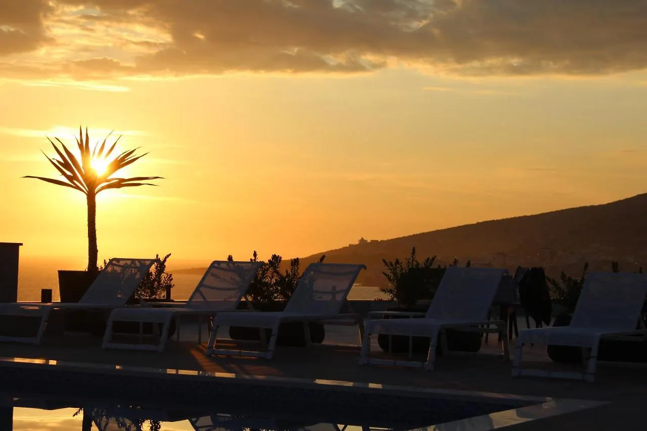 The Queen'S Lion Premium Hotel Saranda