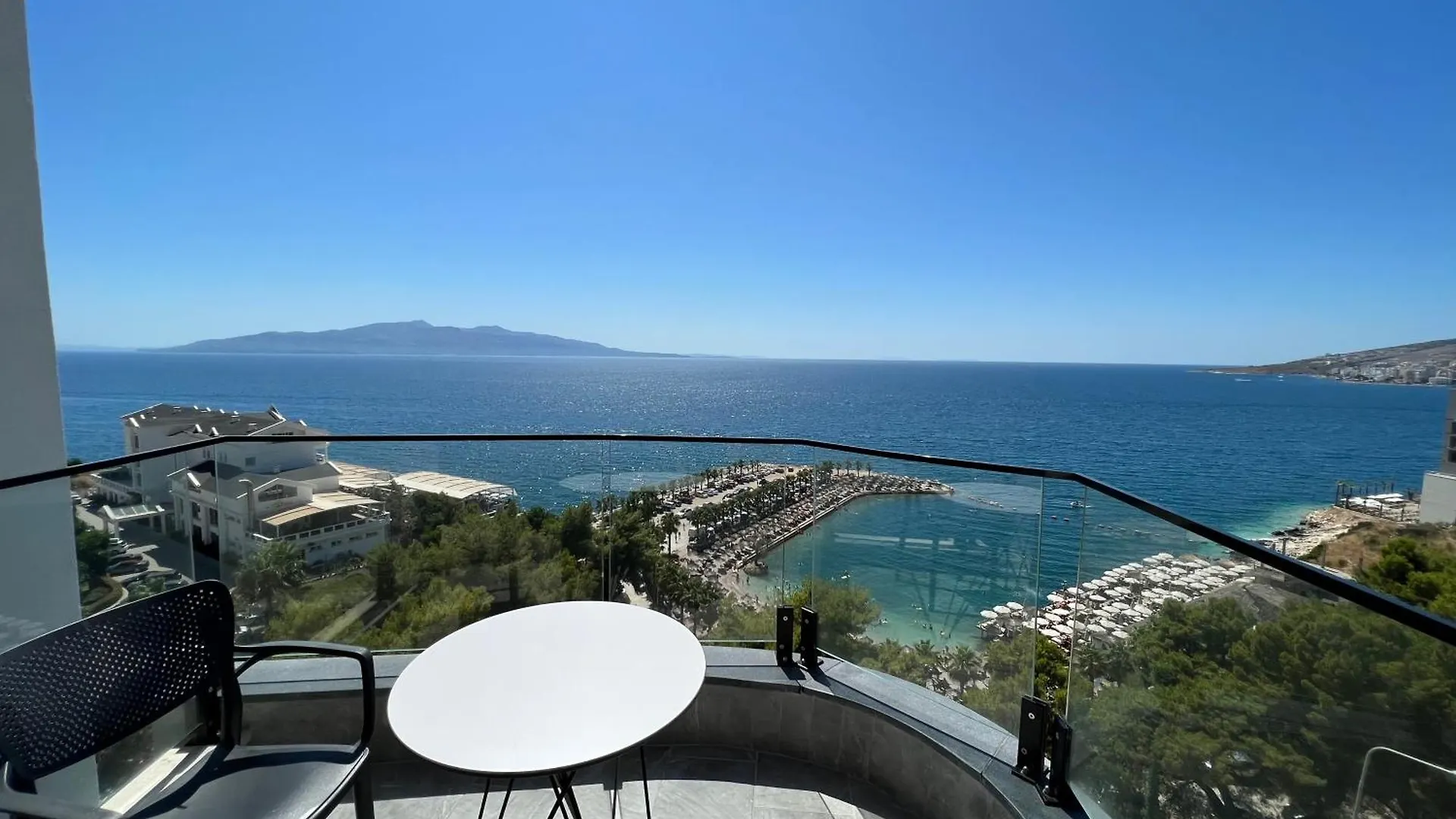 The Queen'S Lion Premium Hotel Saranda