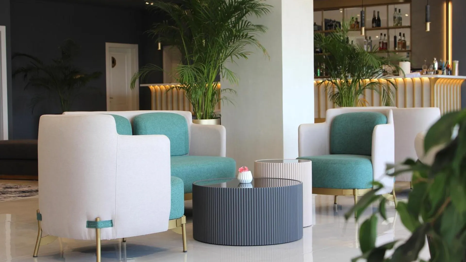 The Queen'S Lion Premium Hotel Saranda 0*,  Arnavutluk