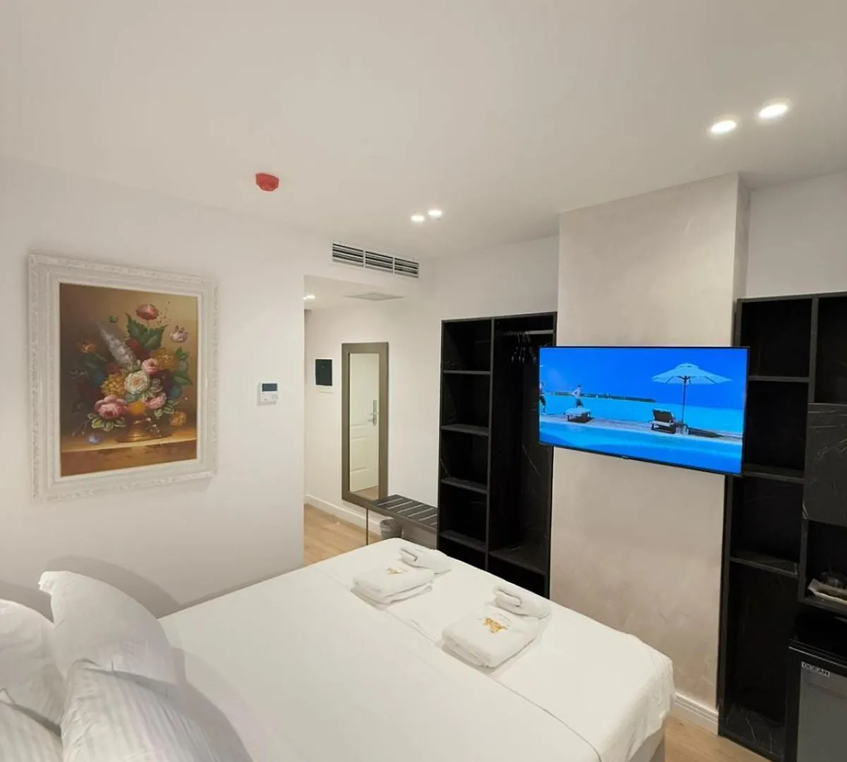 The Queen'S Lion Premium Hotel Saranda