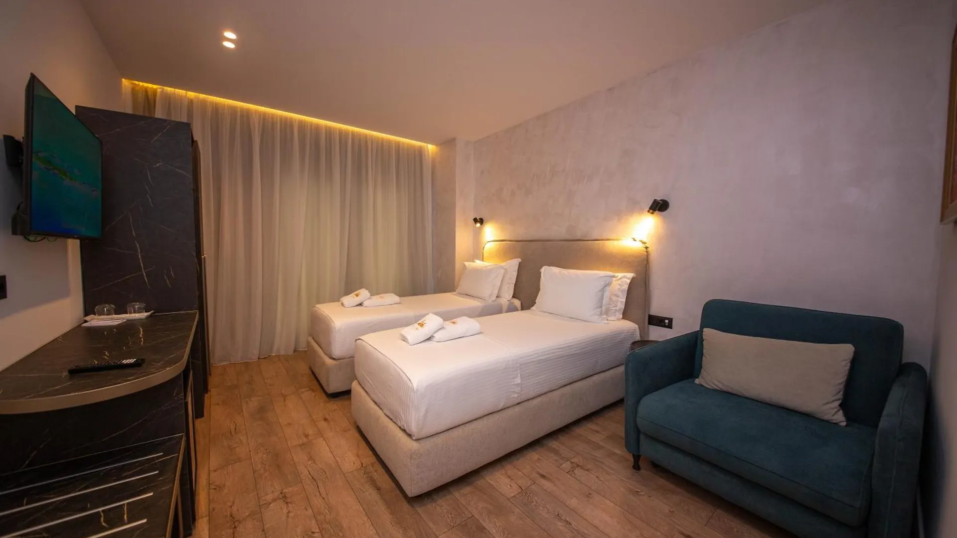 The Queen'S Lion Premium Hotel Saranda Albánia