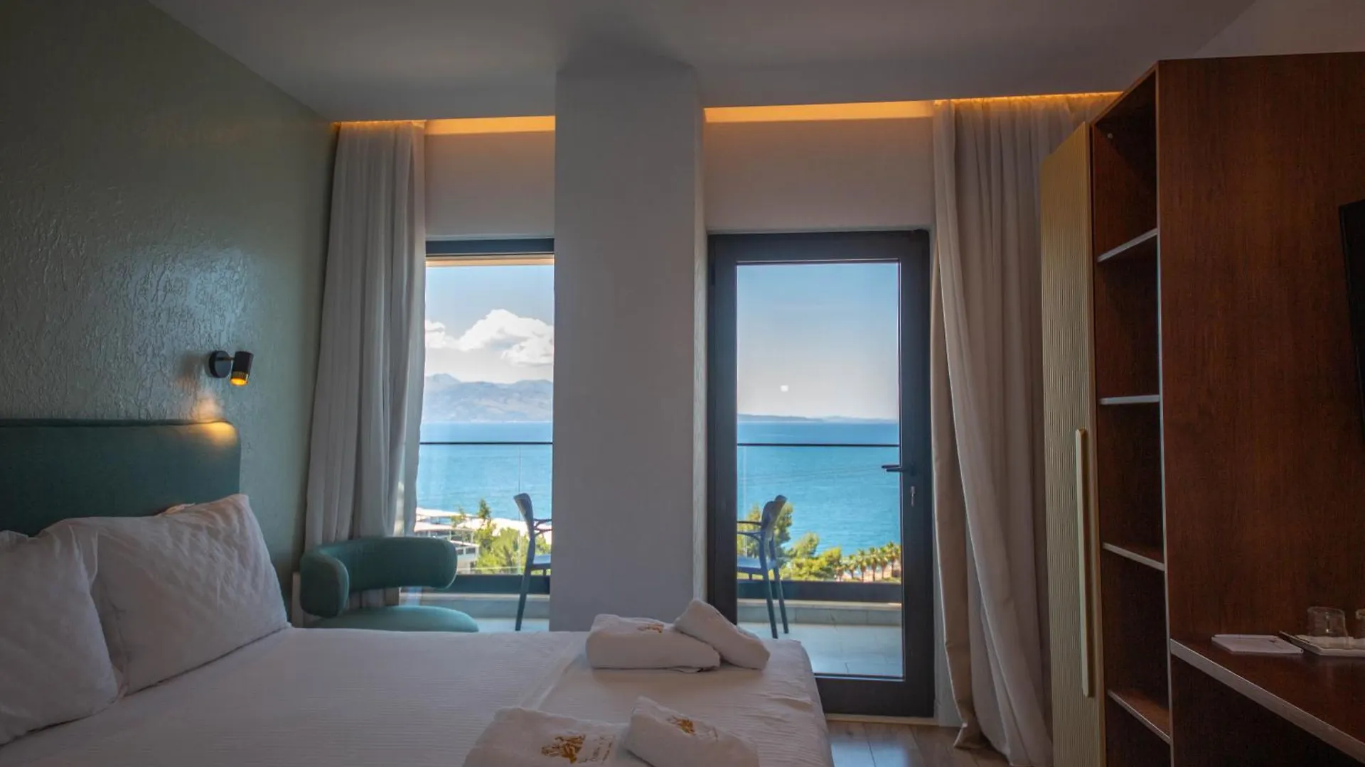 The Queen'S Lion Premium Hotel Saranda